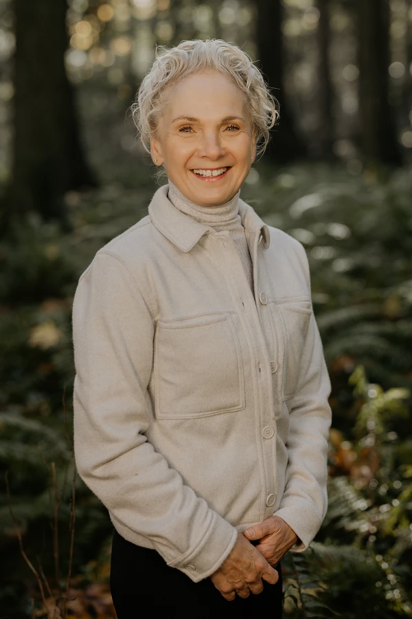 Portrait of Roberta Carr, Aesthetician at Nanaimo Elements